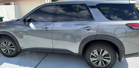 Nissan Pathfinder 2024