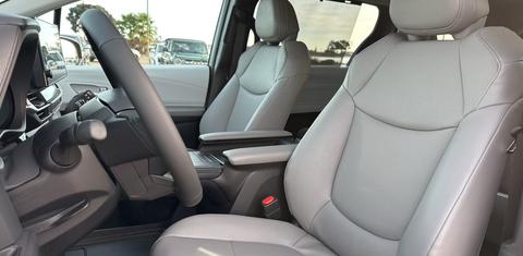 Toyota Sienna 2026