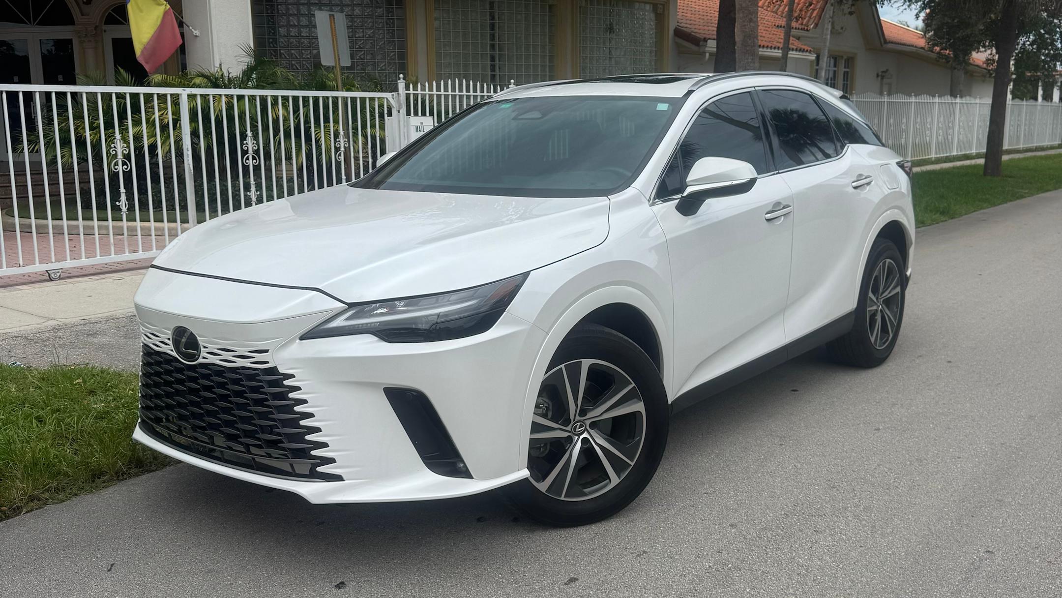 Lexus RX 2024 in 