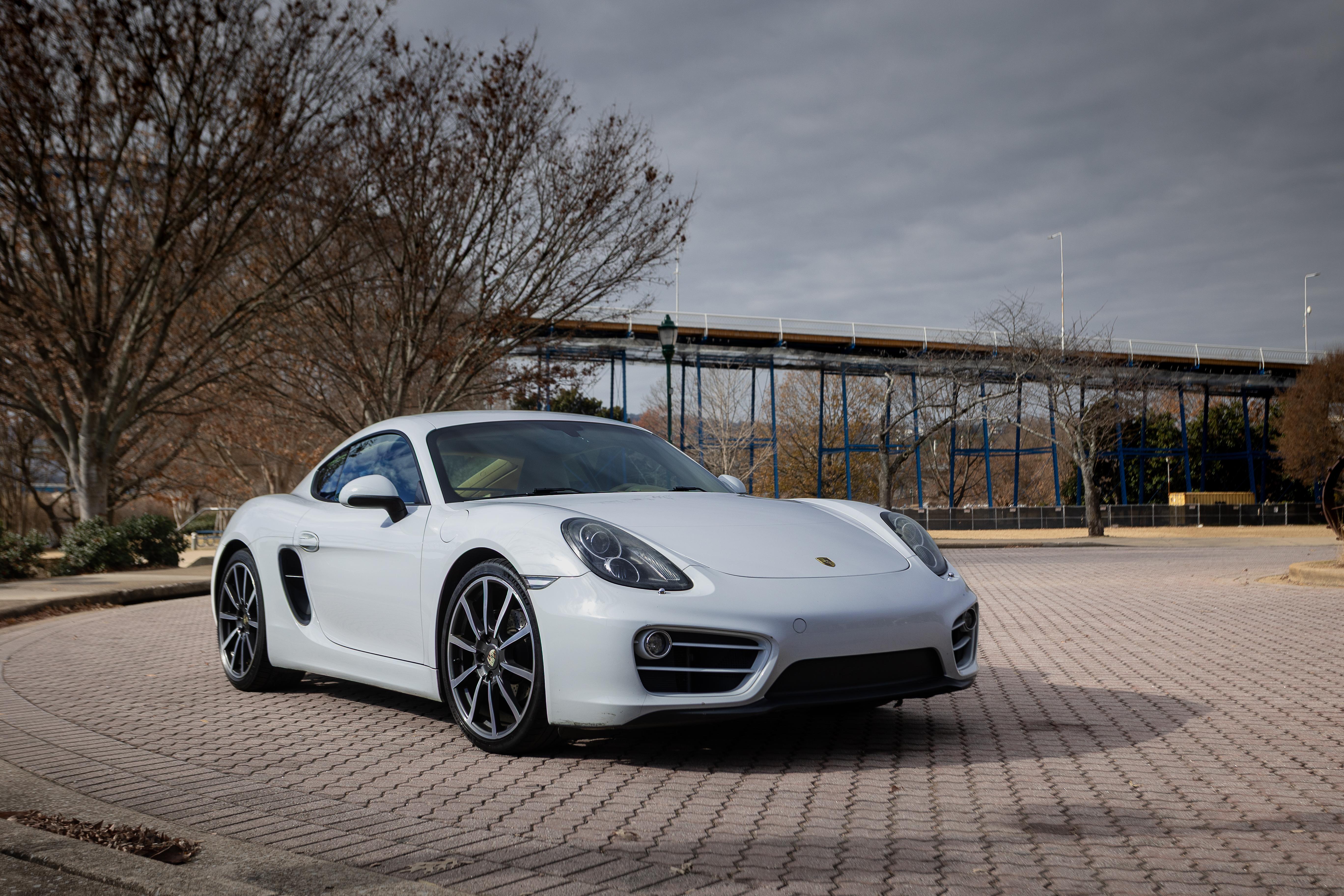 Porsche Cayman 2014 in Santa Ana, CA