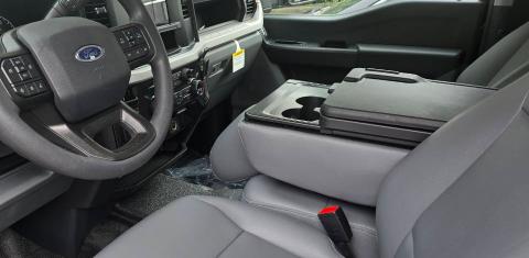 Ford Super Duty F-450 2025