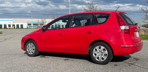Hyundai Elantra Touring 2012