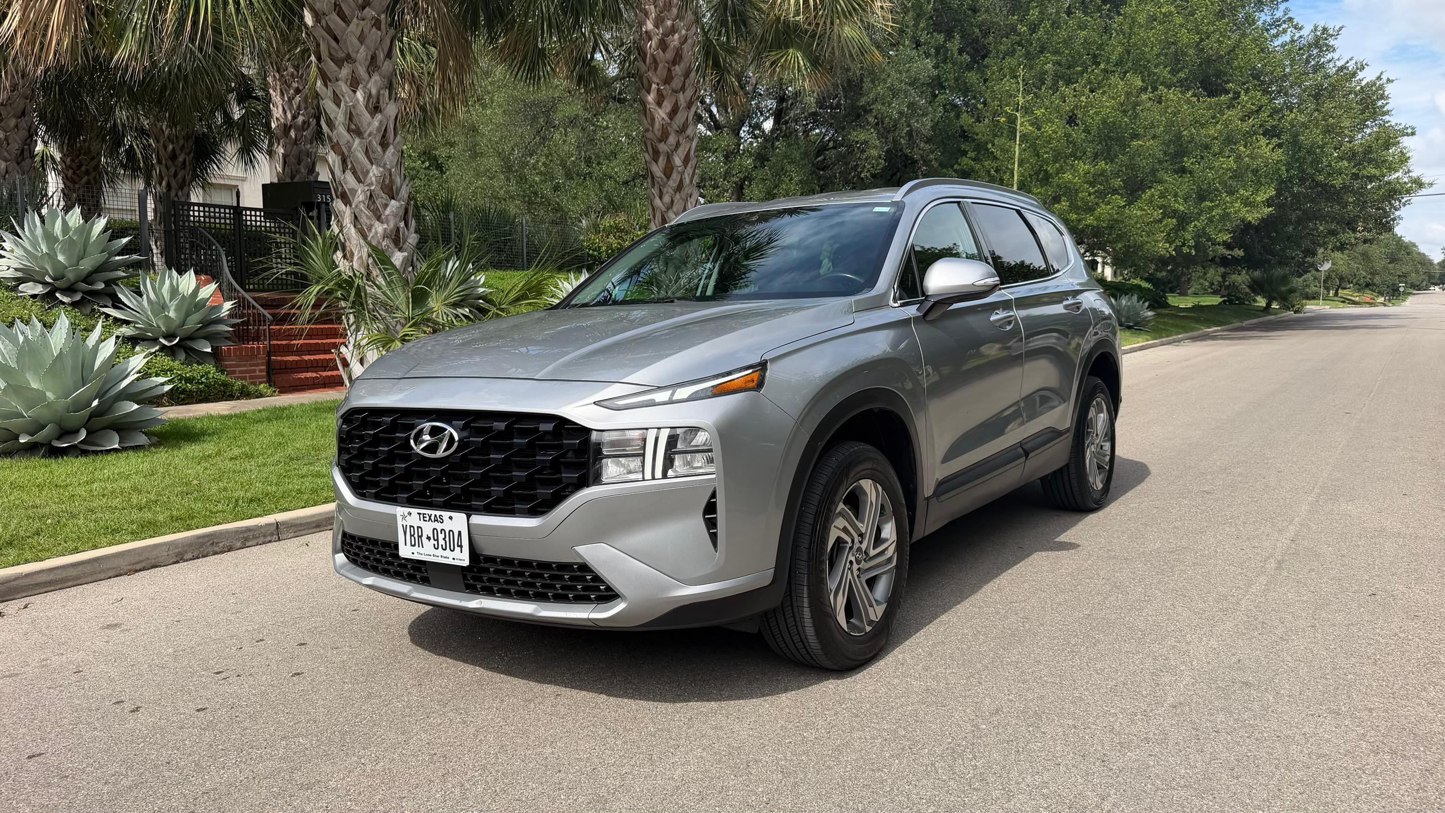 Hyundai Santa Fe 2023 in 