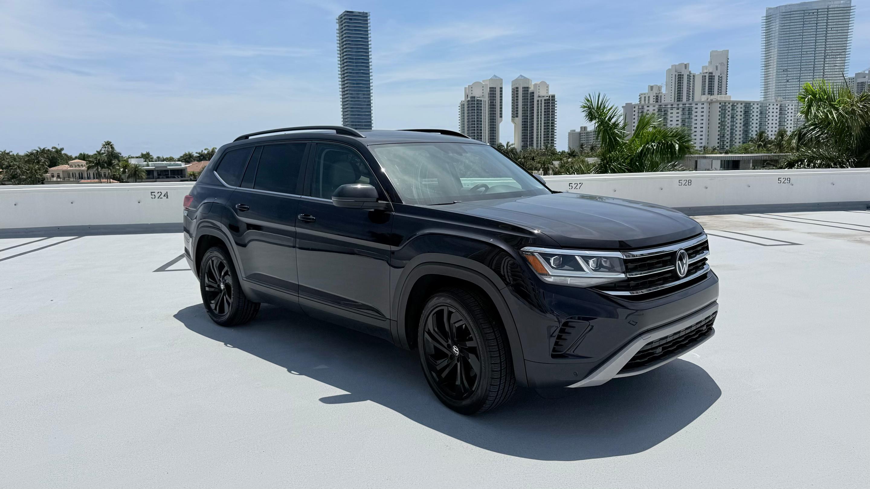Volkswagen Atlas 2023 in Aventura, FL