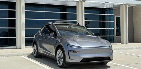 Tesla Model Y 2026