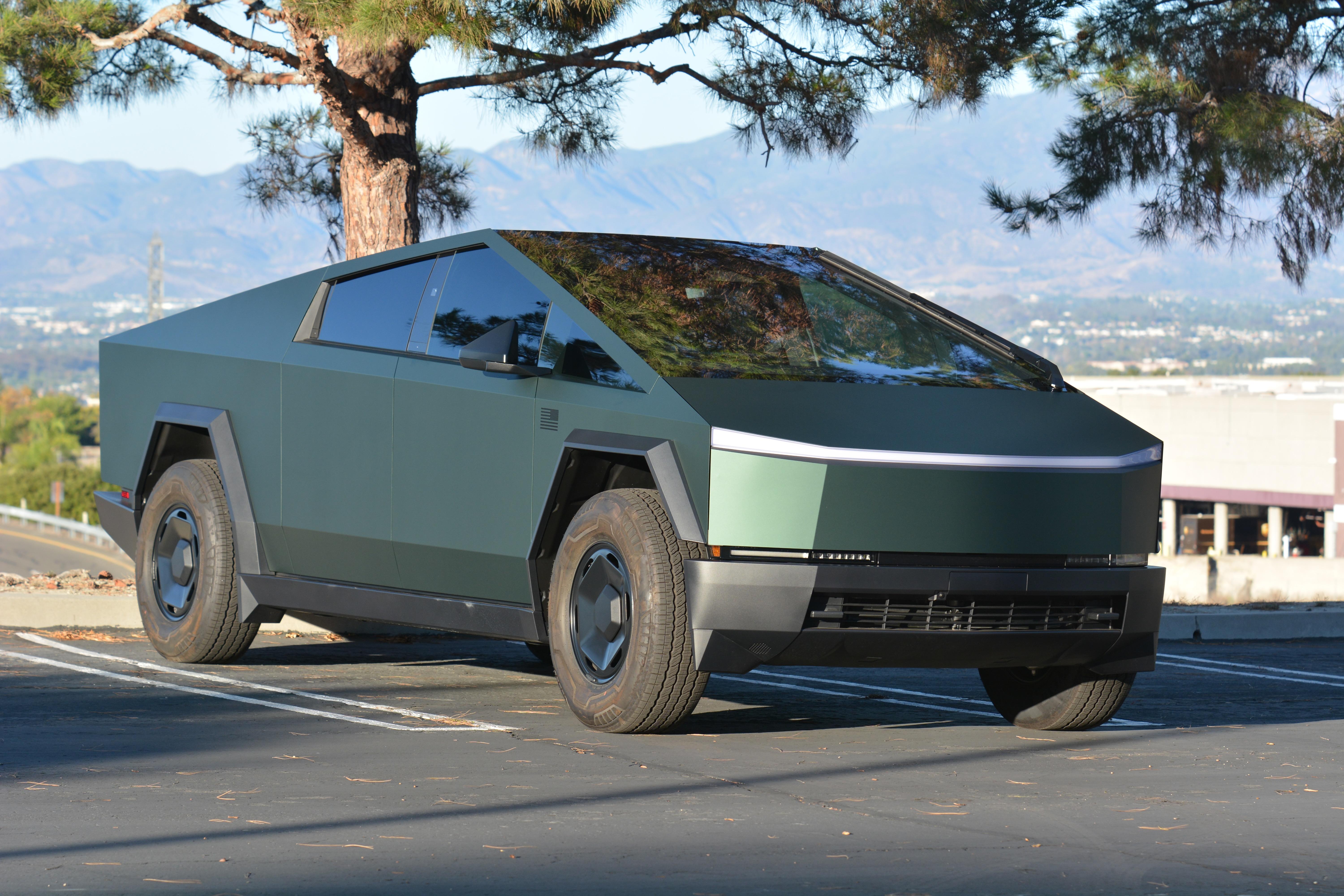 Tesla Cybertruck 2026 in Aliso Viejo, CA
