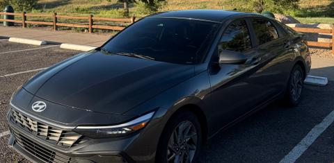 Hyundai Elantra 2024