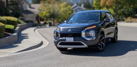 Mitsubishi Outlander 2024