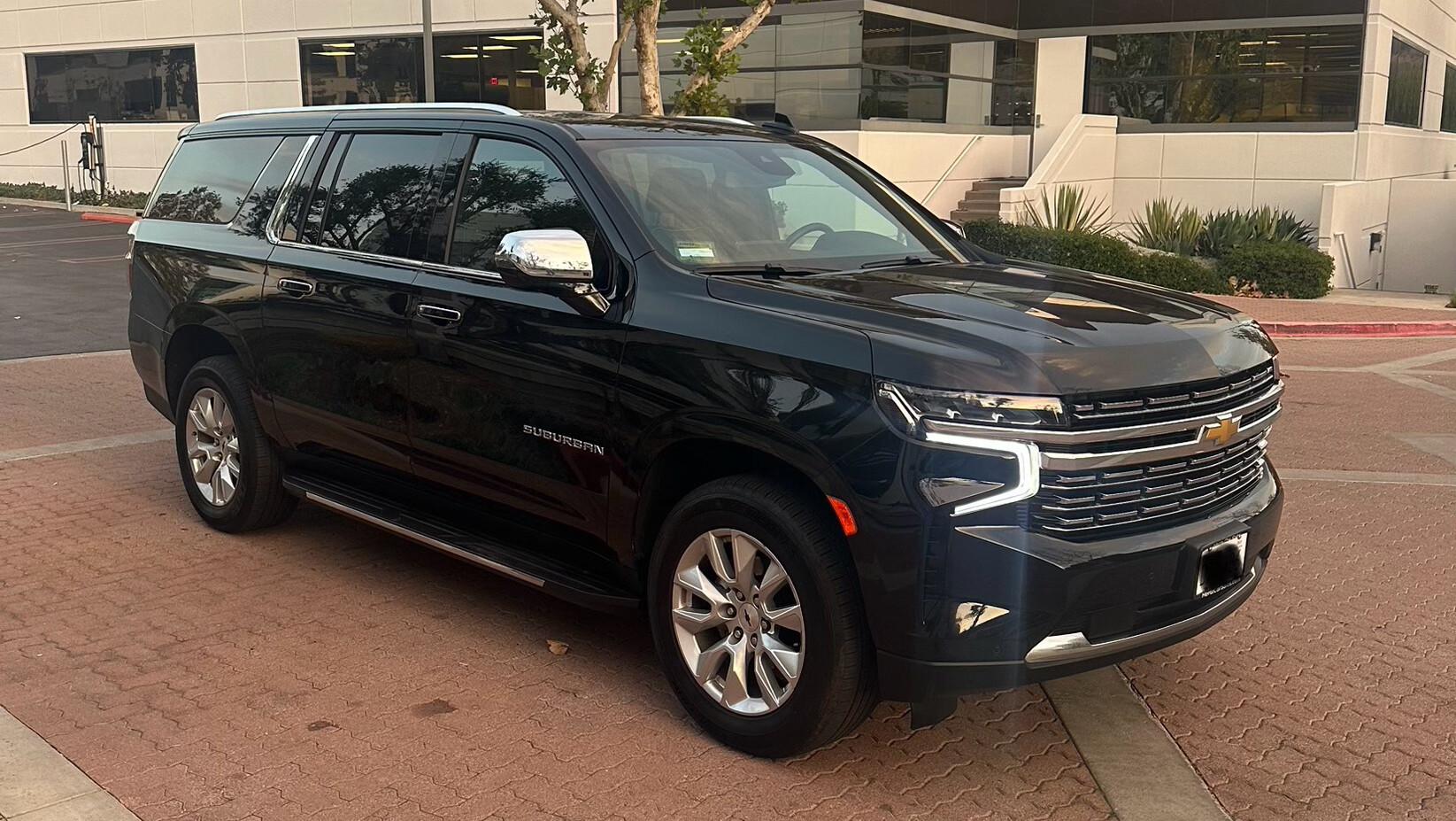 Chevrolet Suburban 2023 in 