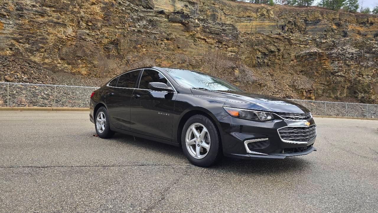 Chevrolet Malibu 2016 in Louisville, KY
