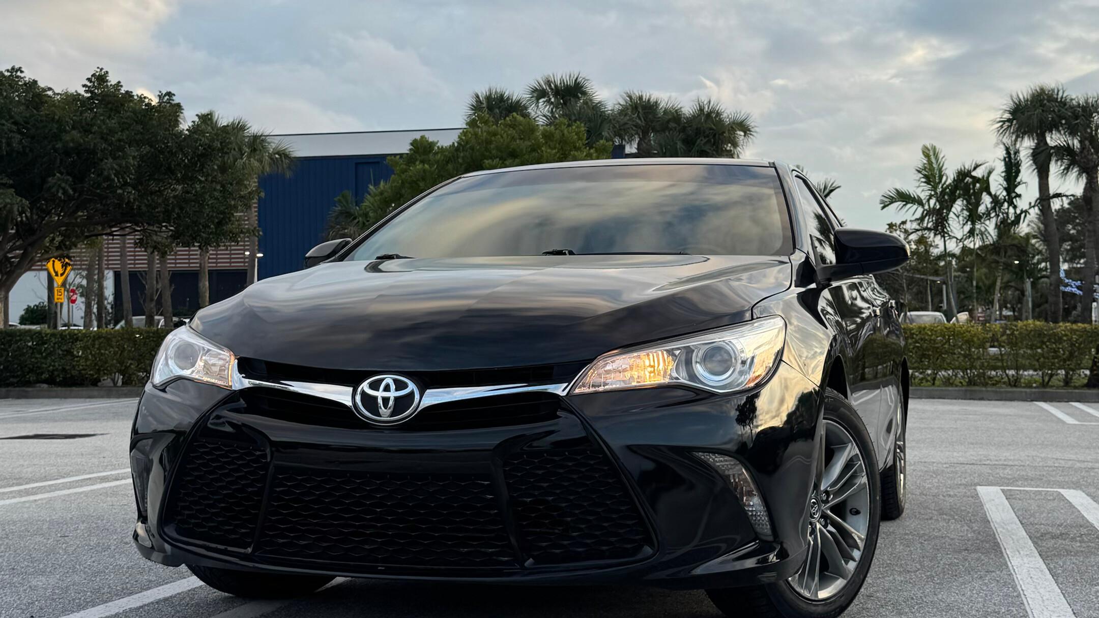 Toyota Camry 2017 in West Palm Beach, FL