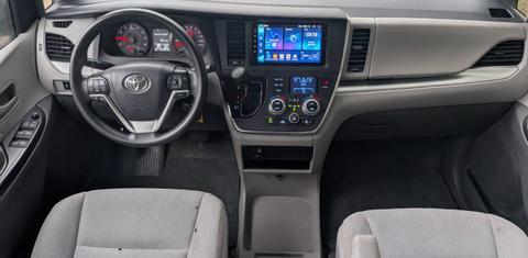 Toyota Sienna 2015