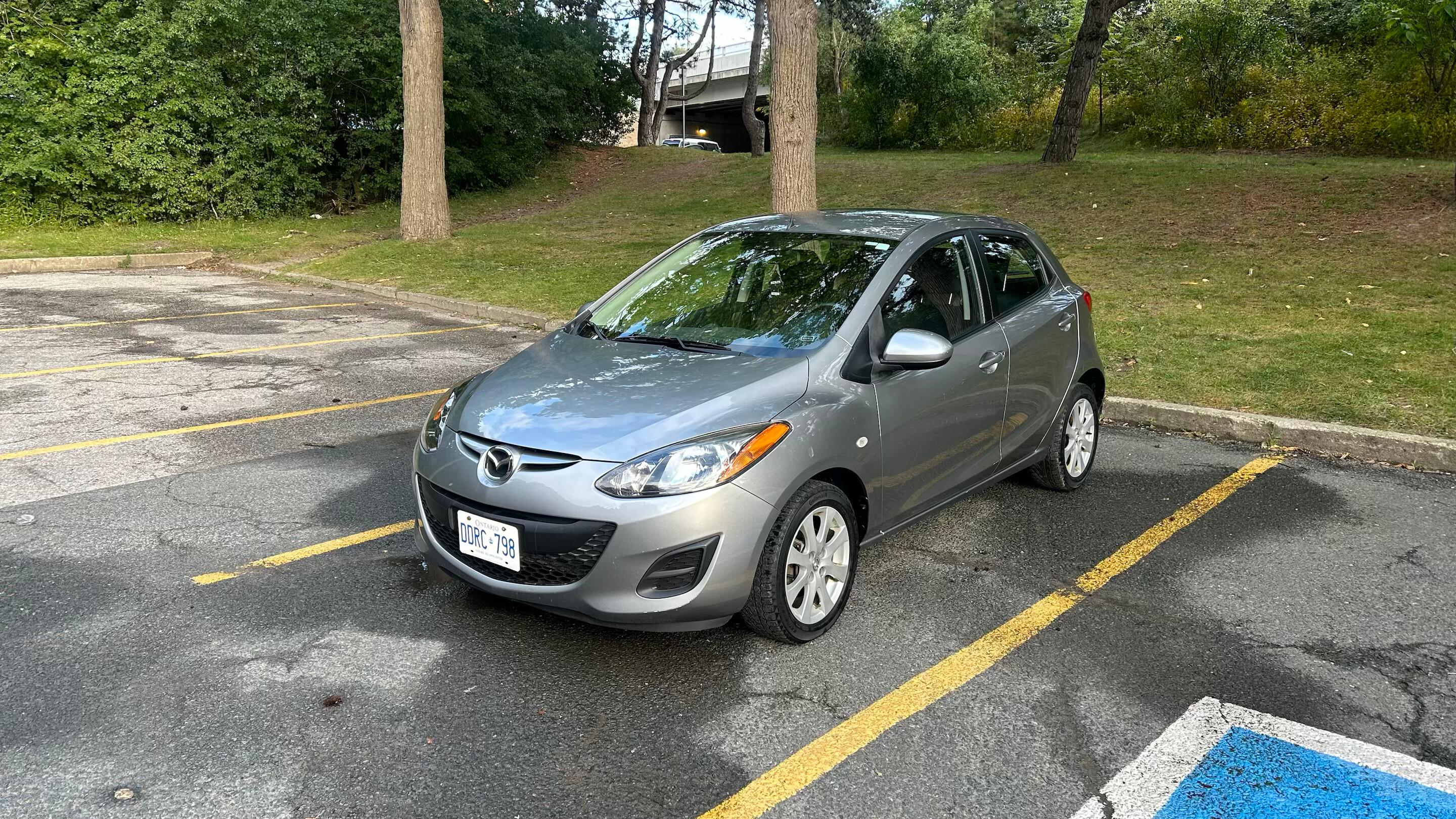 Mazda Mazda2 2014 in Toronto, ON