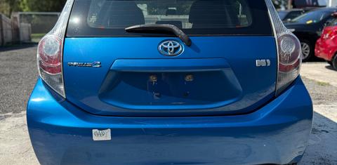 Toyota Prius c 2013
