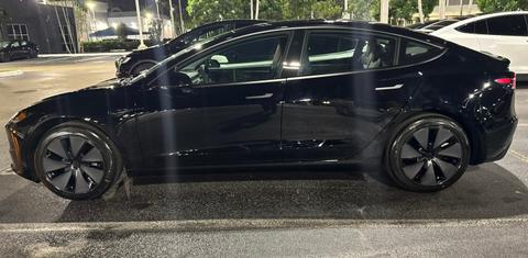 Tesla Model 3 2025