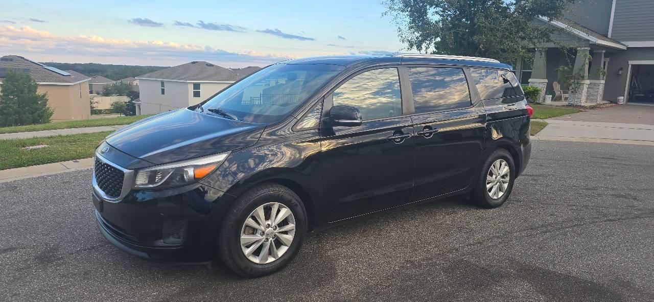 Kia Sedona 2017 in 