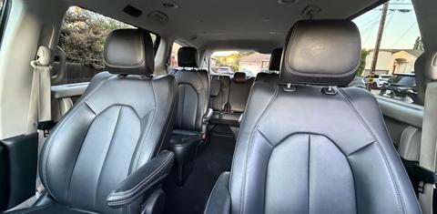 Chrysler Pacifica 2024
