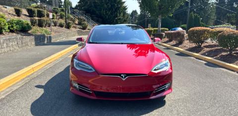 Tesla Model S 2020