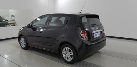 Holden BARINA 2014