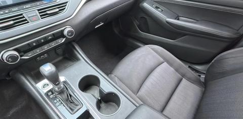 Nissan Altima 2020