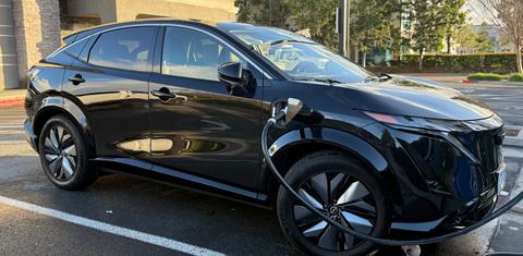 Nissan ARIYA 2025