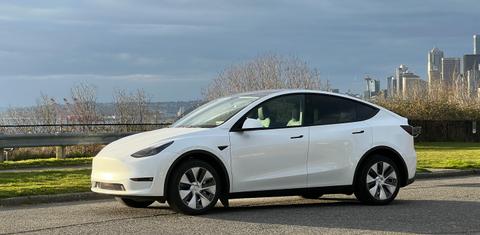 Tesla Model Y 2023