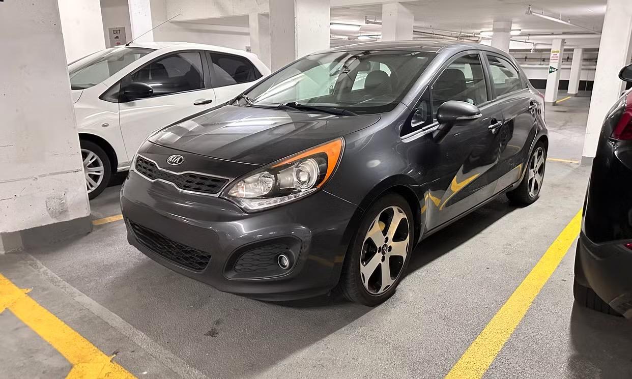 Kia Rio 2013 à 