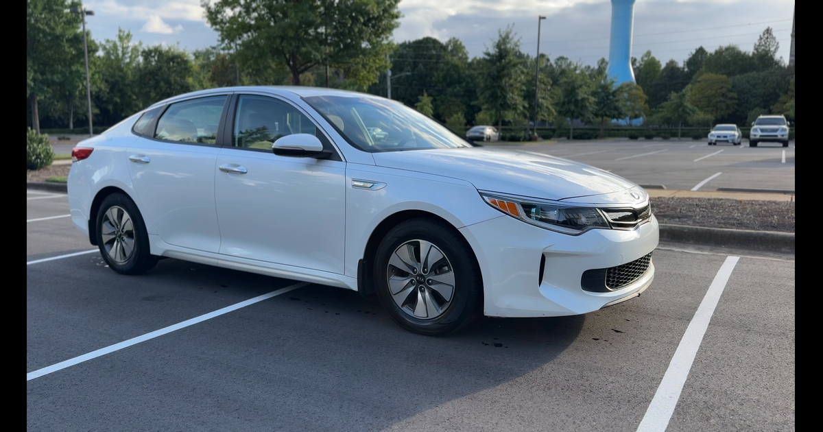 Kia Optima Hybrid 2017 rental in Raleigh, NC by Kings Cross Rentals