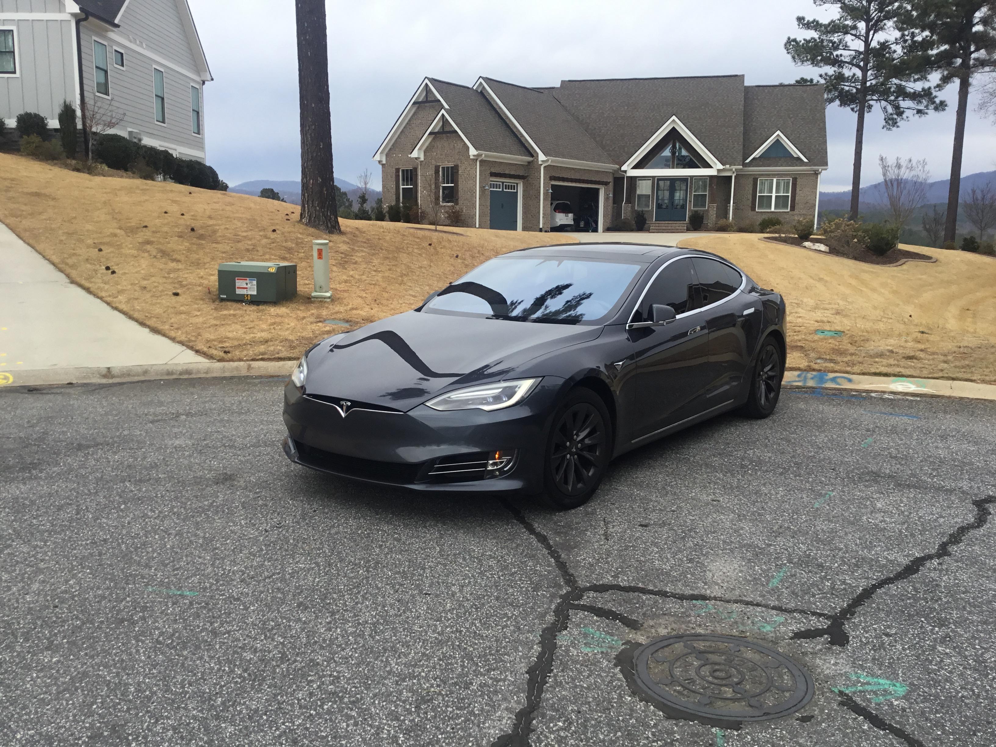 Tesla Model S 2017 in 