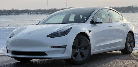 Tesla Model 3 2022