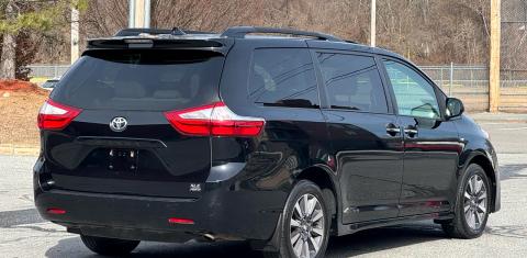 Toyota Sienna 2019