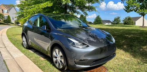 Tesla Model Y 2023
