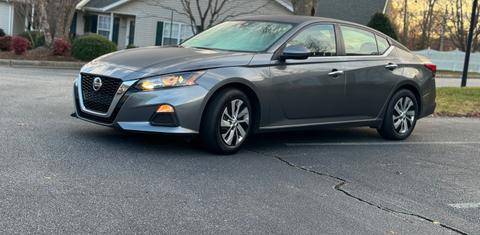 Nissan Altima 2022