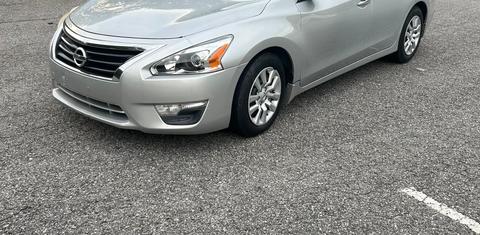 Nissan Altima 2015