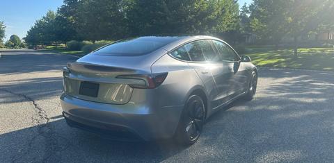 Tesla Model 3 2025