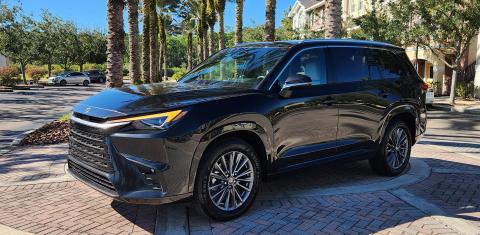 Lexus TX 2026
