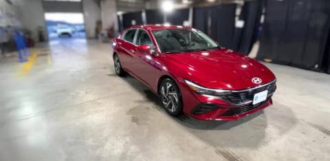 Hyundai Elantra 2025