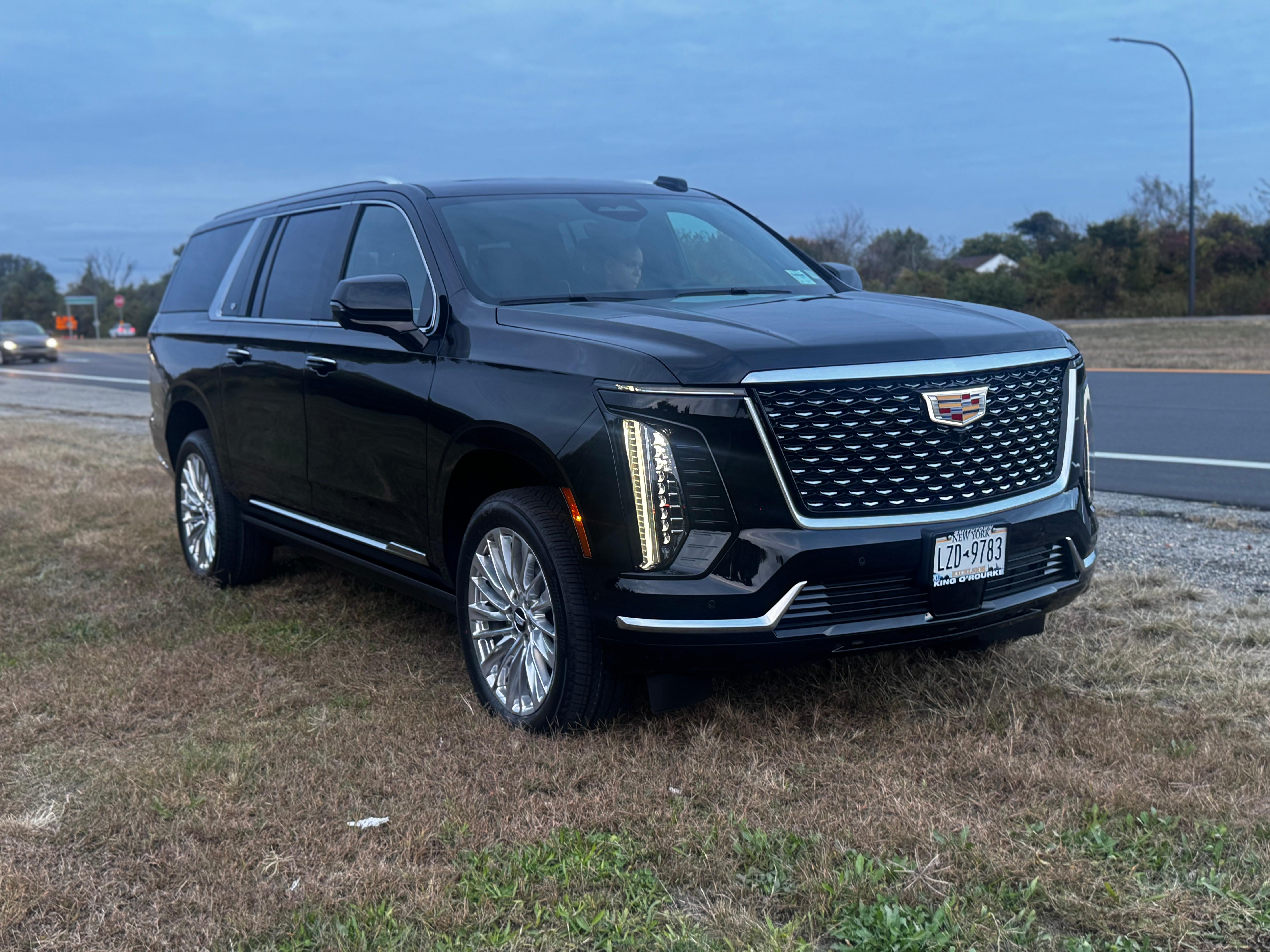 Cadillac Escalade ESV 2026 in 