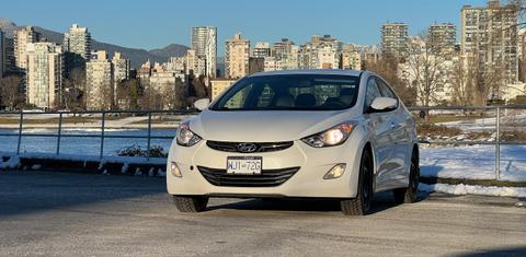 Hyundai Elantra 2012