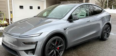 Tesla Model Y 2026