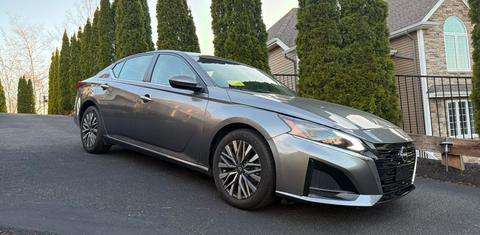 Nissan Altima 2024
