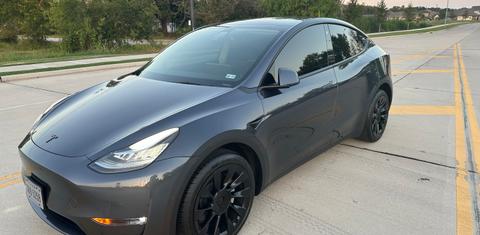 Tesla Model Y 2022