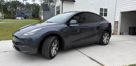 Tesla Model Y 2023