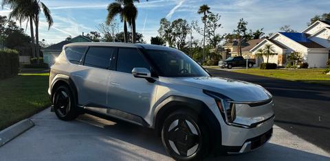 Kia EV9 2024