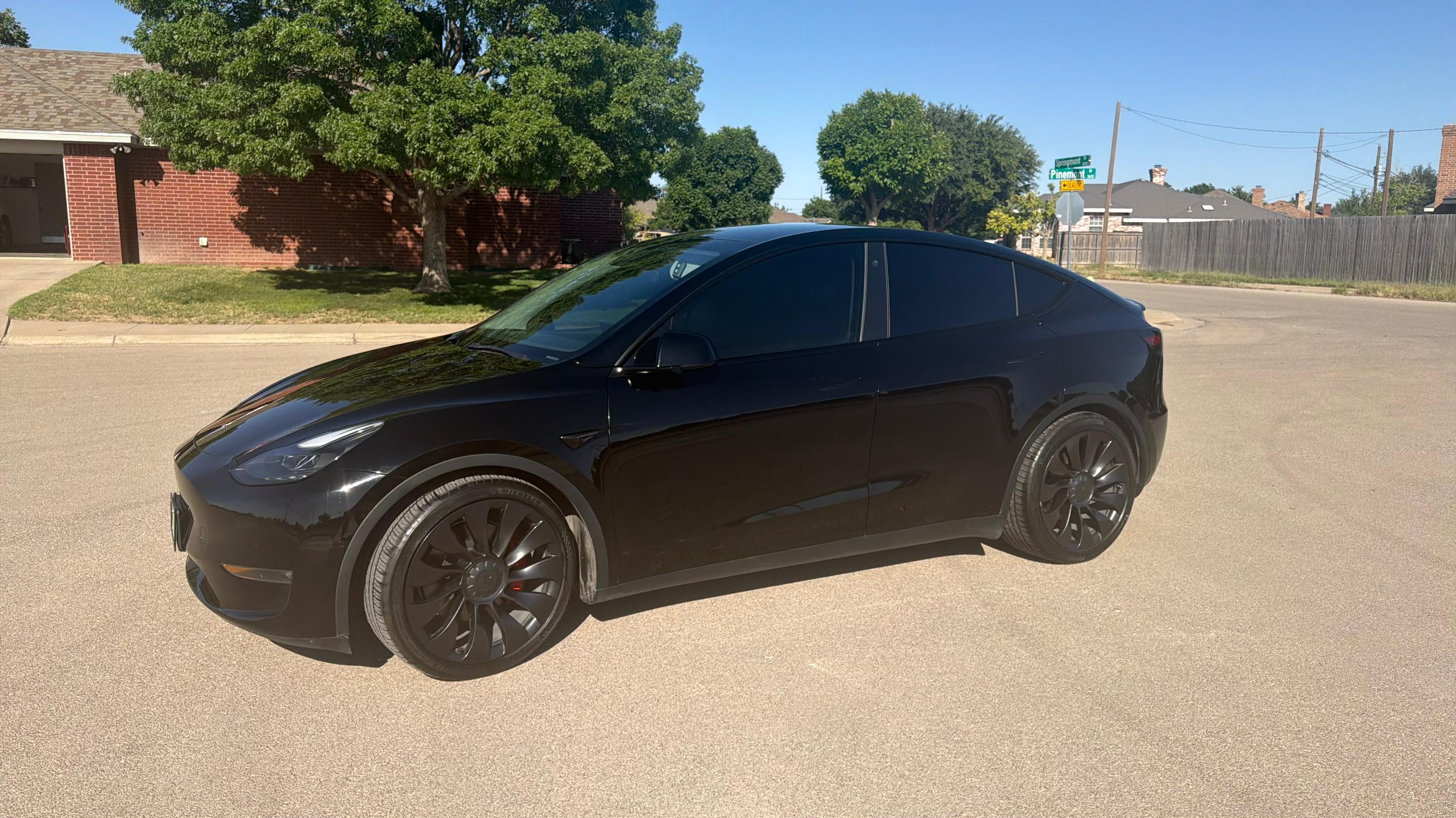 Tesla Model Y 2022 in Midland, TX