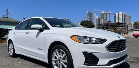 Ford Fusion Hybrid 2019