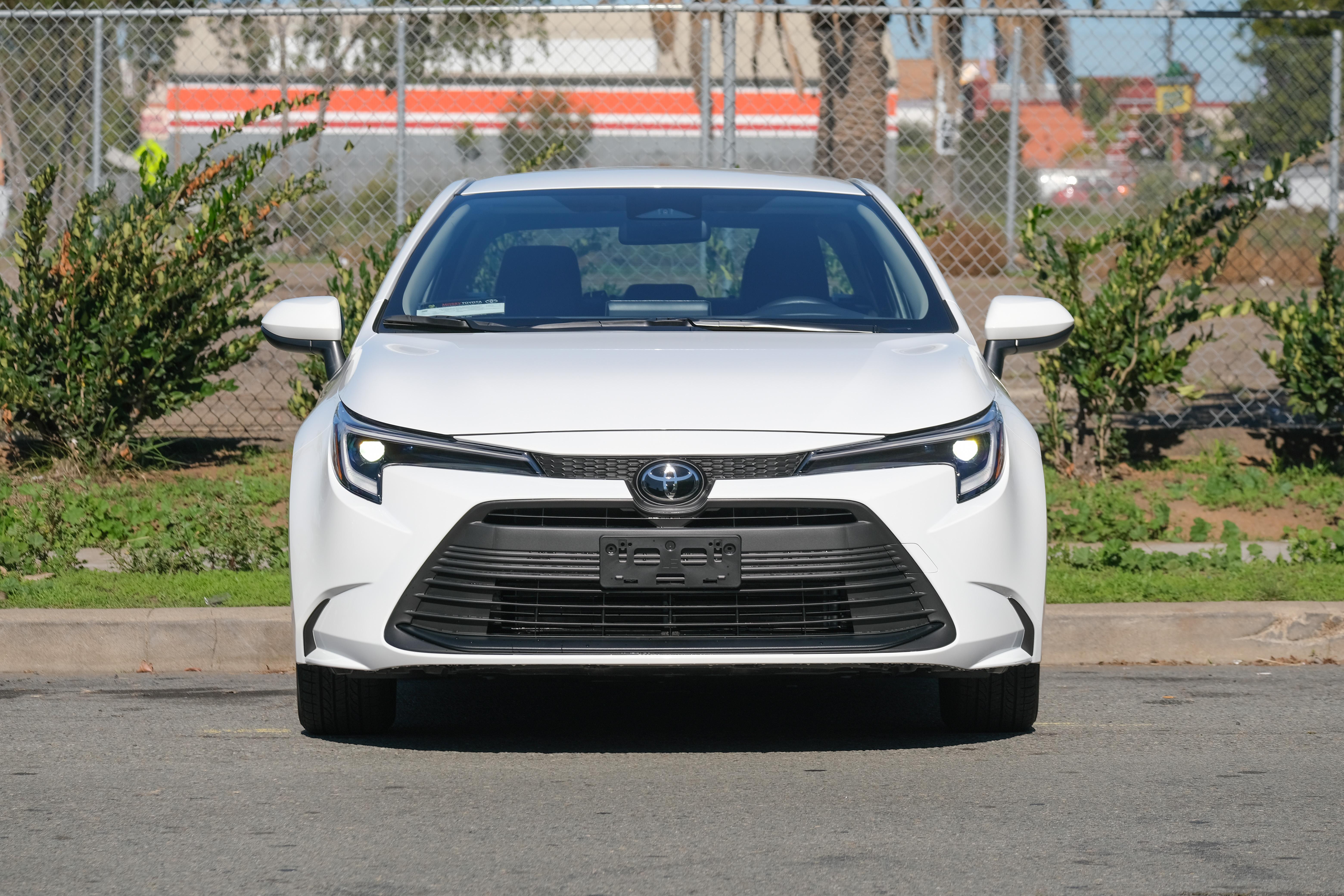 Toyota Corolla Hybrid 2026 in 