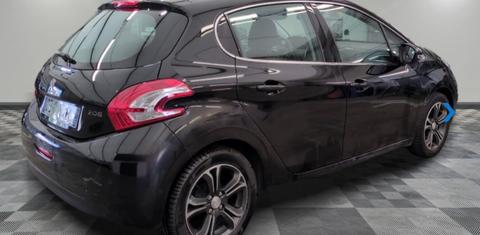 Peugeot 208 2014