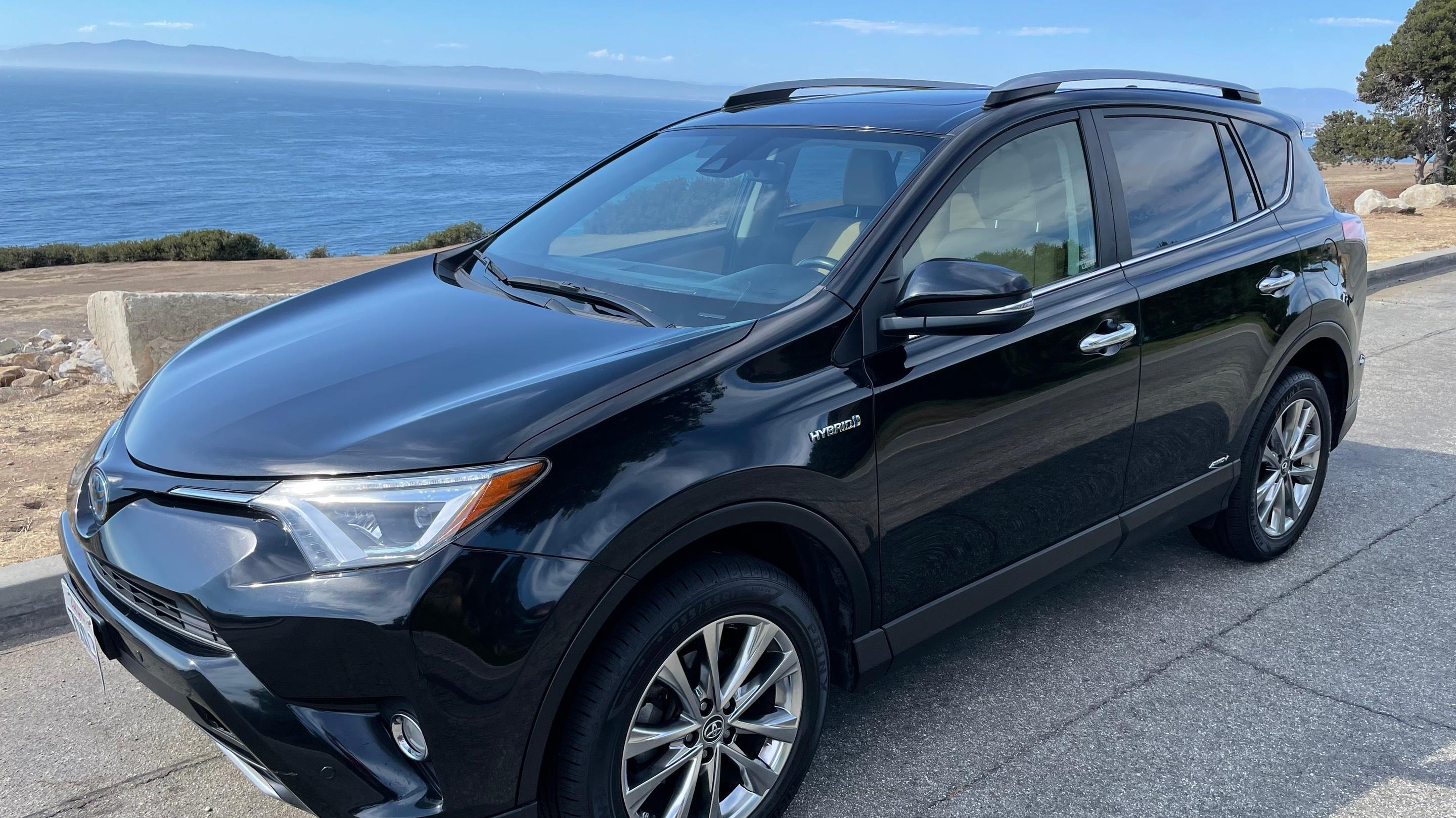 邦楽 TOYONO / Litoral Used 2022 Toyota RAV4 XLE for sale in Colorado Springs, CO at