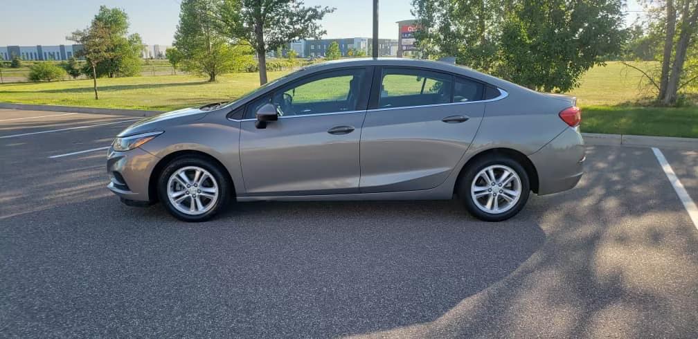 Chevrolet Cruze 2017 in Brooklyn Park, MN